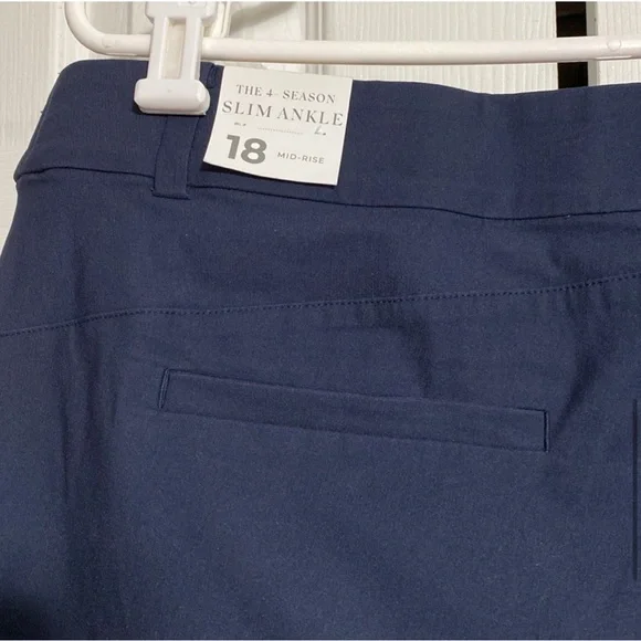 Lane Bryant NWT stretch navy blue midrise 4 season trouser pants size 18 - Picture 7 of 11